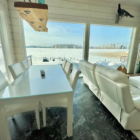 别墅 Lakefront With Panoramic Views *